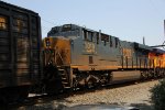 CSX 3019 trailing unit on I032